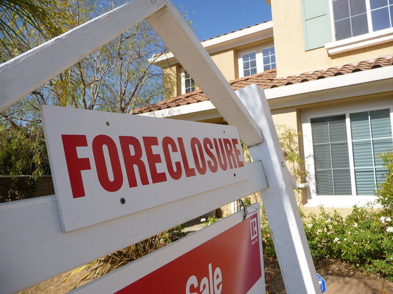 home foreclosures near zero in Austin